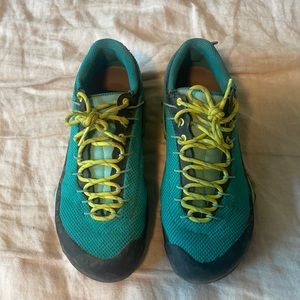 La Sportiva TX3 Approch Shoes